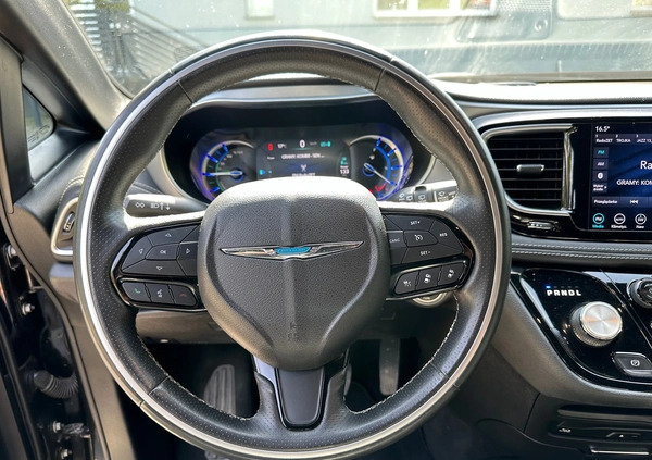 Chrysler Pacifica cena 159600 przebieg: 53295, rok produkcji 2020 z Mława małe 211